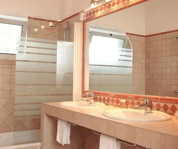 Casa Bela Moura, Boutique & Wine 4* Porches (Algarve)