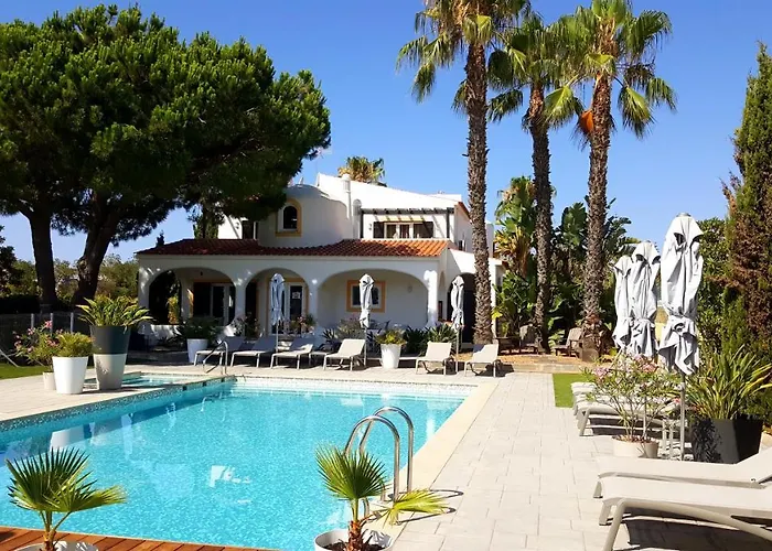 Casa Bela Moura, Boutique & Wine
